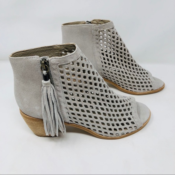 Matisse Shoes - COPY - New Matisse Indie Cut out tassel ankle booties